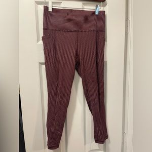 Athleta Salutation Legging Spiced Cabernet 7/8 size Sm